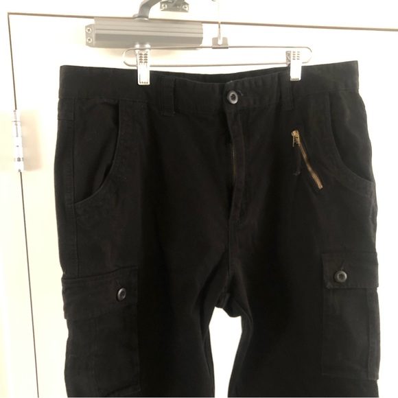 Cargo pants - Picture 7 of 9